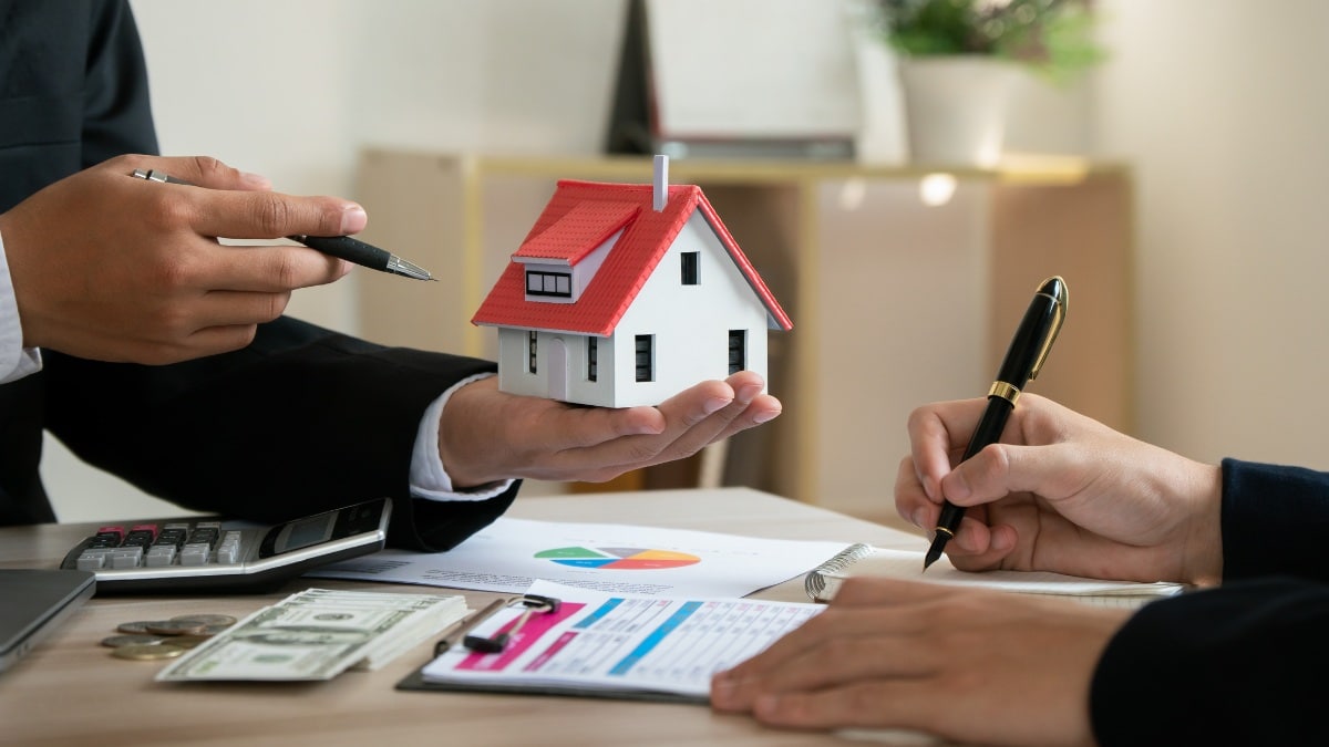 Large Mortgage Loans: Tailored Solutions for High-Value Borrowing