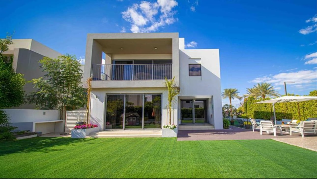 3 Bedroom + Maid | Corner Unit | Convenient Location